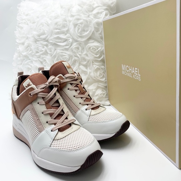 🥳HOST PICK🥳~Michael Kors Georgie Trainer Wedge Sneaker 👟 - Picture 6 of 15